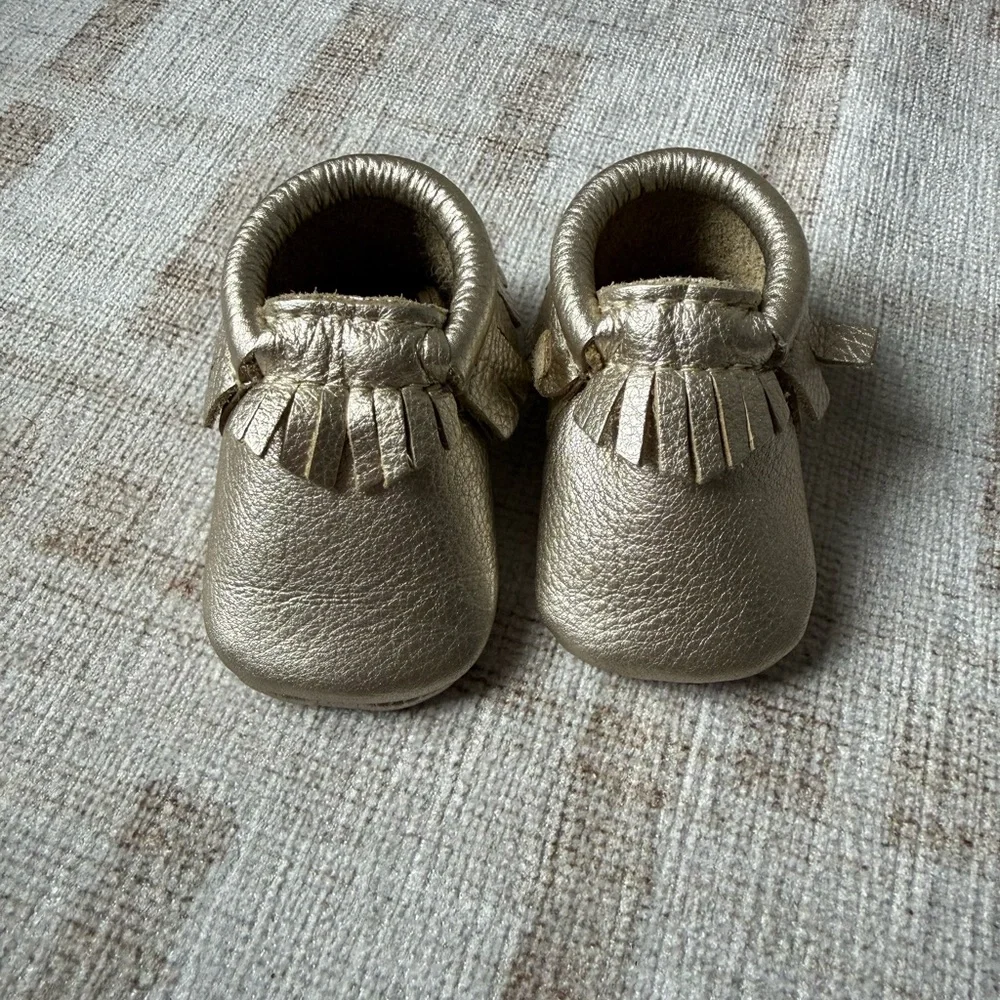 NEW Freshly Picked Newborn Moccasins with Fringe Platinum